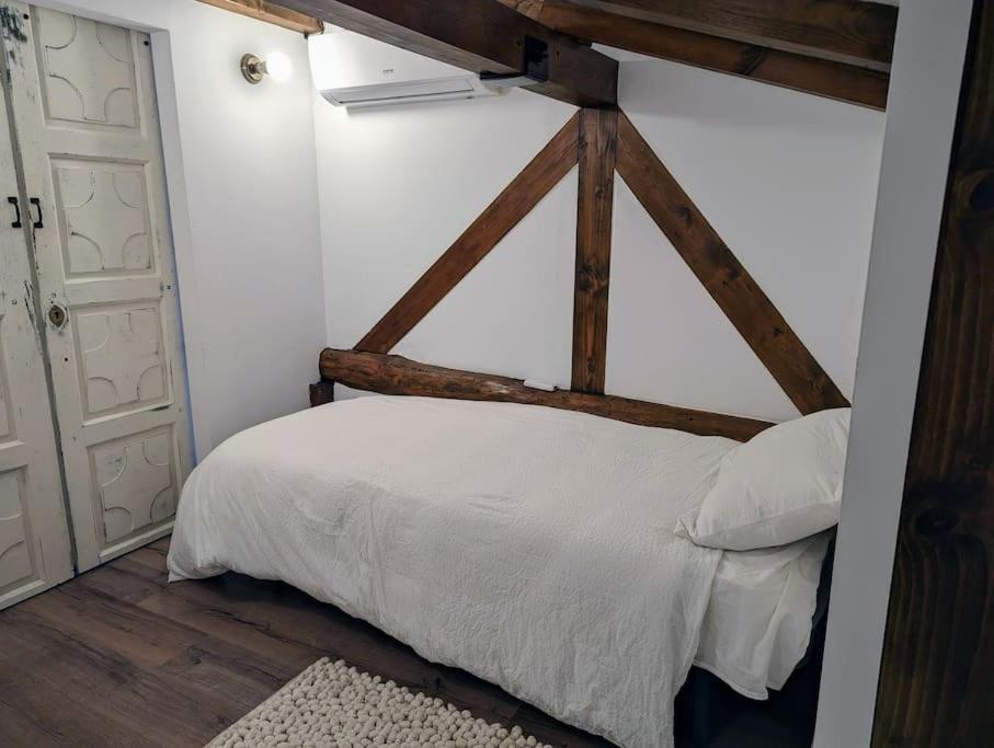 Old Town Loft - Cathedral Views. Apartamento Logroño Exterior foto