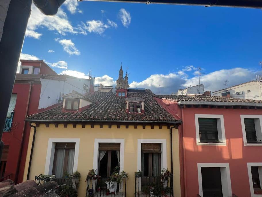 Old Town Loft - Cathedral Views. Apartamento Logroño Exterior foto