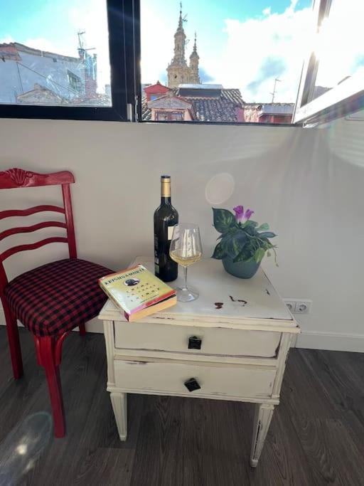 Old Town Loft - Cathedral Views. Apartamento Logroño Exterior foto